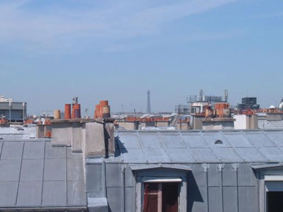 Μωρό έπεσε από τον 7ο και σώθηκε